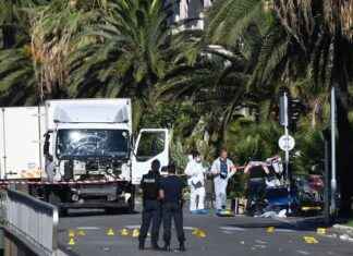 Images of the Board the longest flight in the world